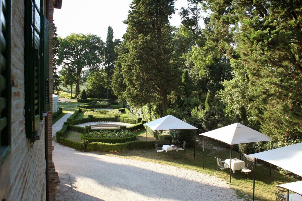Villa Rinalducci Фано Экстерьер фото